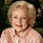 Σαν σήμερα γεννήθηκε η Μπέτι Γουάιτ,  ελληνικής καταγωγής «γηραιά γλυκιά αγαπημένη» της Αμερικής