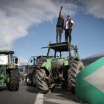 Αγροτικές κινητοποιήσεις: Άνοιξε η μεγάλη περιμετρική οδός της Πάτρας – Κλειστός ο κόμβος της Εγλυκάδας