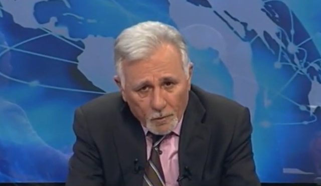 Πέθανε ο δημοσιογράφος Σπύρος Καρατζαφέρης