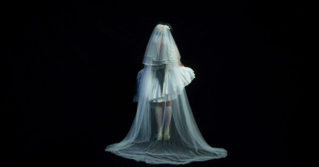 “Katadiki”: Νέο Single και music video από τη VASSIŁINA