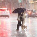 Ισχυρές βροχές και καταιγίδες από σήμερα έως την Πέμπτη στη δυτική και βορειοανατολική Ελλάδα