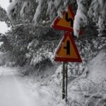 Με αλυσίδες διεξάγεται η κυκλοφορία των οχημάτων σε περιοχές της δυτικής Μακεδονίας