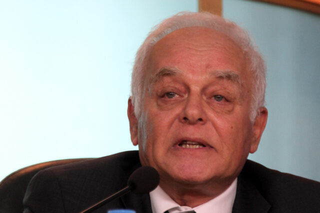 Πέθανε ο ακαδημαϊκός και πρώην υπουργός, Αντώνης Μανιτάκης