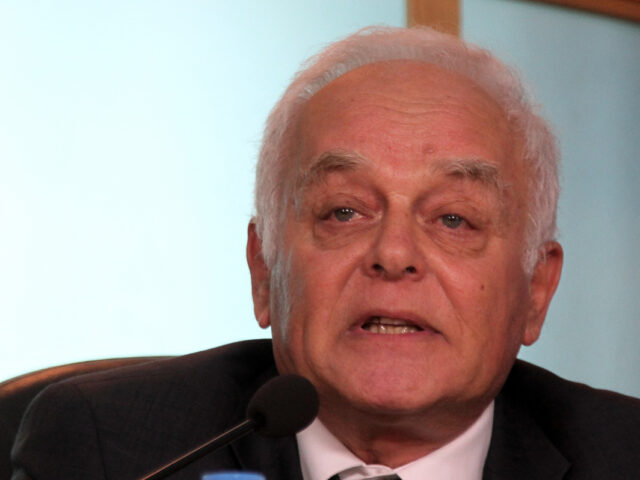 Πέθανε ο ακαδημαϊκός και πρώην υπουργός, Αντώνης Μανιτάκης