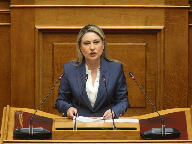 Τα μαζεύει η Αλεξοπούλου για το «τζάμπα πέθανε»