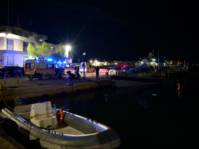 Χίος: 15 νεκροί μετανάστες μετά από καταδίωξη και σύγκρουση ταχύπλοου με σκάφος του Λιμενικού