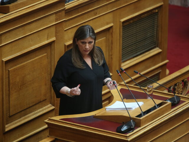 Ζωή Κωνσταντοπούλου: Μείζον ατόπημα Πλεύρη να συγχαρεί το λιμενικό για την πολύνεκρη τραγωδία στη Χίο