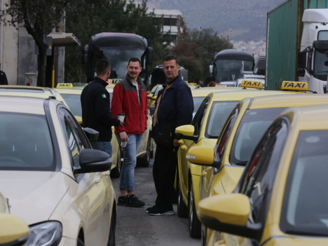 Απεργούν τα ταξί σε όλη την Ελλάδα