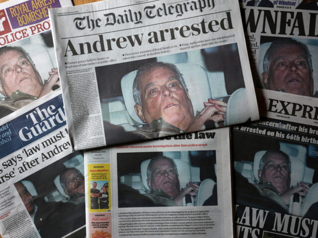 Αντριου Μάουντμπάτεν-Γουίνδσορ: Η φωτογραφία της «Πτώσης»