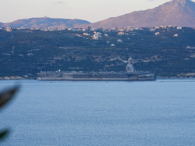 Έφτασε στη Σούδα το αμερικανικό αεροπλανοφόρο Φορντ