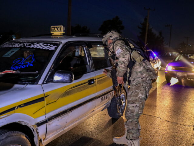 Το Πακιστάν κήρυξε «ανοιχτό πόλεμο» στο Αφγανιστάν