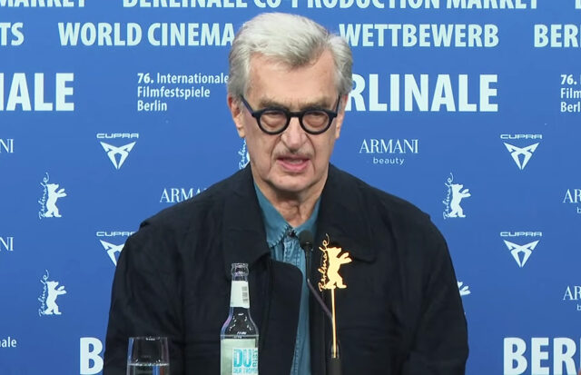Berlinale 2026: Θερμό κλίμα στη συνέντευξη τύπου με τις δηλώσεις του Wim Wenders περί πολιτικής
