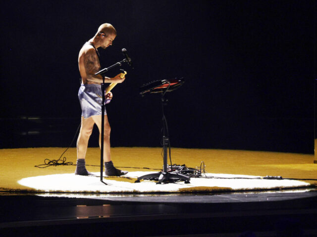 Grammys 2026: Οι καλύτερες, οι χειρότερες και οι πιο άβολες στιγμές