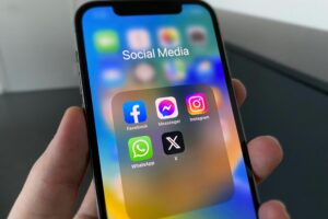 Η Ισπανία θα απαγορεύσει την πρόσβαση παιδιών κάτω των 16 ετών στα μέσα κοινωνικής δικτύωσης