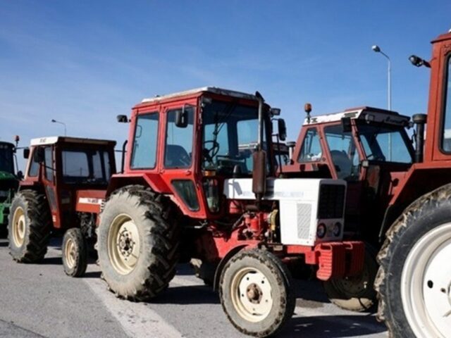 Από απολύμανση θα περνούν τα τρακτέρ στις πύλες της Αθήνας ενόψει της συγκέντρωσης των αγροτών στο Σύνταγμα