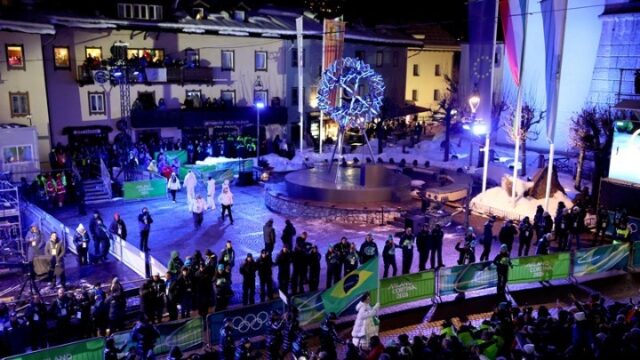 Εξαντλήθηκαν σε τρεις ημέρες 10.000 προφυλακτικά στην Κορτίνα Ντ’ Αμπέτσο