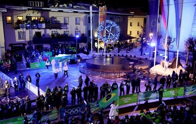 Εξαντλήθηκαν σε τρεις ημέρες 10.000 προφυλακτικά στην Κορτίνα Ντ’ Αμπέτσο