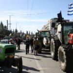 Αποχώρησαν τα τρακτέρ από το Σύνταγμα