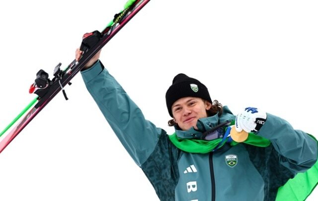 Μιλάνο-Κορτίνα 2026: Ιστορικό χρυσό για τη Βραζιλία στο γιγαντιαίο σλάλομ