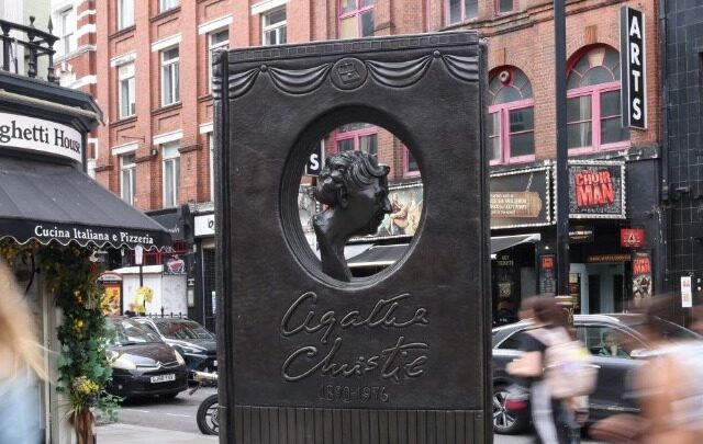 Επιστολές της Αγκάθα Κρίστι προς την οικονόμο της πωλήθηκαν σε δημοπρασία