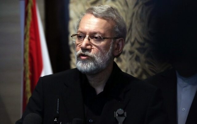 Αλί Λαριτζανί: Η Τεχεράνη θα δώσει σε ΗΠΑ και Ισραήλ ένα “μάθημα που θα τους μείνει αξέχαστο”