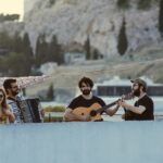 Η Ιουλία Καραπατάκη και οι ΑΤΑΡ ΤΟΥ ΤΑΡ live στο Κύτταρο