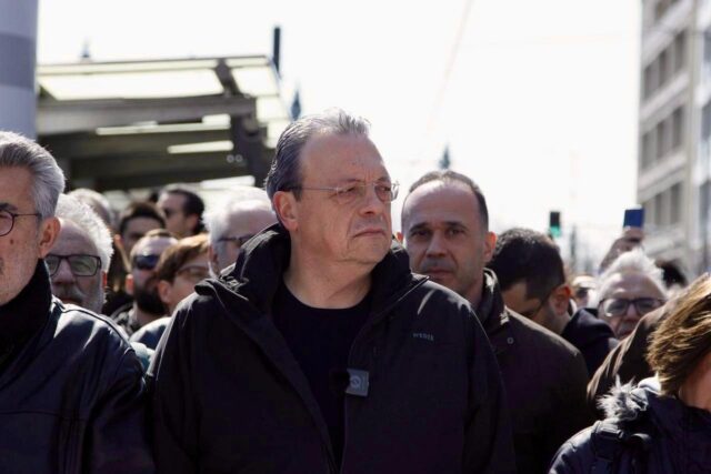 Φάμελλος: Ζητά από Μητσοτάκη Συμβούλιο Πολιτικών Αρχηγών για Ιράν