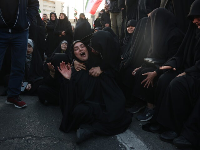 Ιράν: Στους 165 οι νεκροί από το πλήγμα σε δημοτικό σχολείο θηλέων