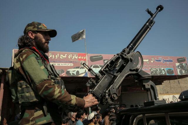 Κλιμακώνεται ο πόλεμος μεταξύ Αφγανιστάν και Πακιστάν