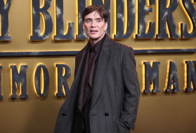 Λάμψη αστέρων και τραγιάσκες στην πρεμιέρα του «Peaky Blinders: The Immortal Man»