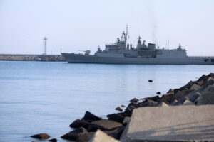 Έφτασε στην Κύπρο η ιταλική φρεγάτα Federico Martinengo