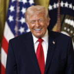 Αντίστροφη μέτρηση για τελεσίγραφο Τραμπ σε Ιράν να ανοίξει Στενά του Ορμούζ