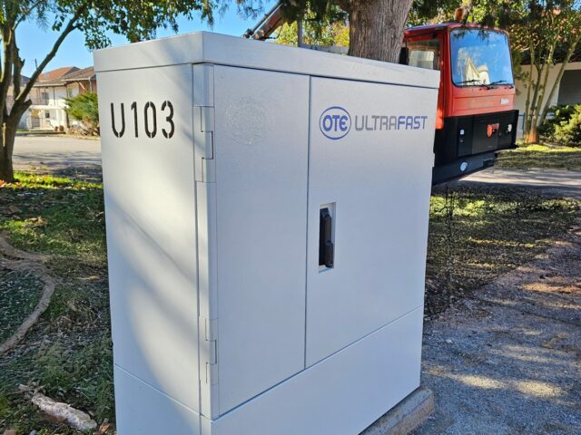 Ο Όμιλος ΟΤΕ ξεκινά την εμπορική διάθεση υπηρεσιών οπτικής ίνας στο πλαίσιο του έργου UFBB