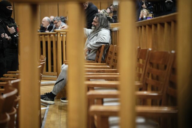 Δίκη Χρυσής Αυγής: Κάθειρξη 13 ετών στην ηγετική ομάδα