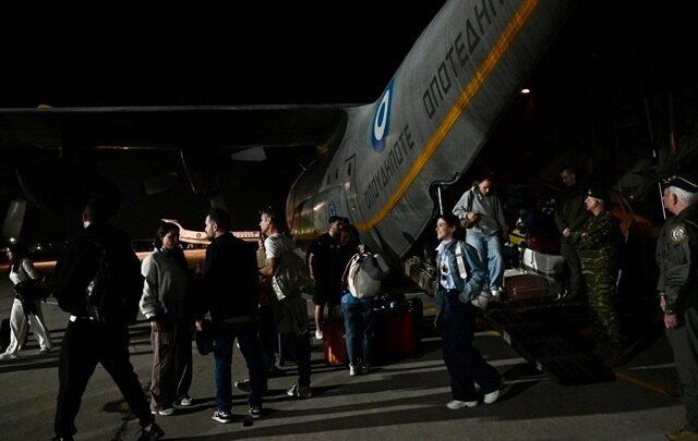 Επαναπατρισμός Ελλήνων από τη Μέση Ανατολή