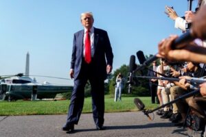 WSJ: Ο Ντ. Τραμπ εξετάζει την αποστολή άλλων 10.000 μελών χερσαίων δυνάμεων στη Μ. Ανατολή