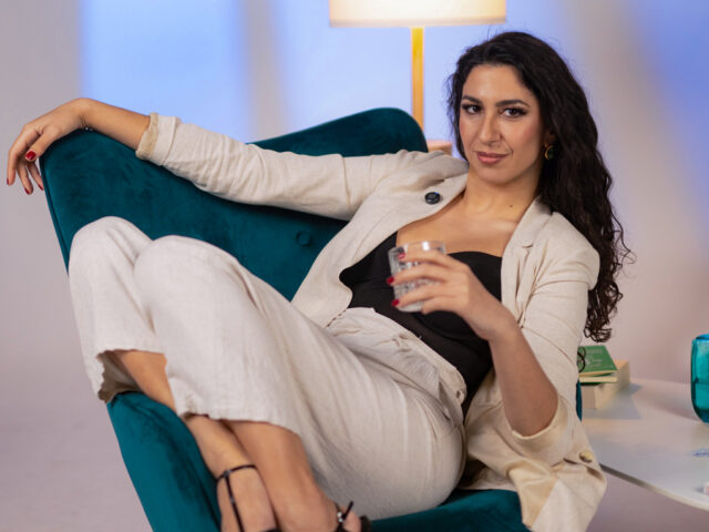 «Εκπομπή» με τη Γεωργία Δρακάκη στο Black Duck