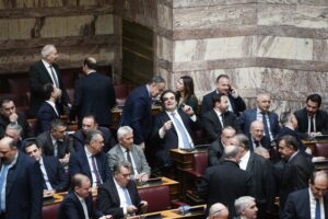 ΟΠΕΚΕΠΕ: Διαβιβάστηκε στη Βουλή η δικογραφία για Αθανασίου και Χατζηβασιλείου