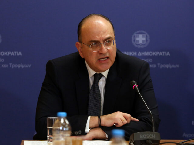 Μακάριος Λαζαρίδης: Ζητά να επιστρέψει «με τόκο» τα λεφτά που πήρε ως ειδικός σύμβουλος