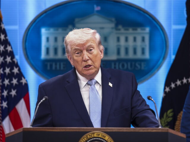 Τραμπ: «Μπορούμε να εξουδετερώσουμε το Ιράν σε μία νύχτα, ίσως αύριο»