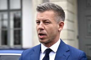 Ουγγαρία: Ο Πίτερ Μαγιάρ ζήτησε από τον πρόεδρο της χώρας να παραιτηθεί