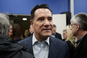 Επίθεση ΠΑΣΟΚ σε Άδωνι Γεωργιάδη: «Η δειλία πάει… χέρι-χέρι με την τζάμπα μαγκιά»