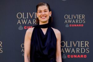 Το Paddington The Musical κυριάρχησε στα βραβεία Olivier 2026