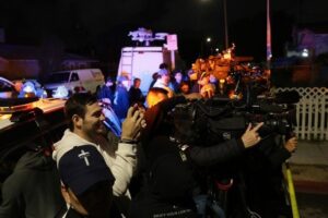 Πυρά στο δείπνο των ανταποκριτών του Λευκού Οίκου: Οι αντιδράσεις των ξένων ηγετών