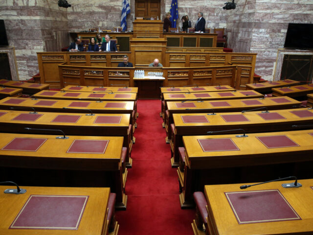 Βουλή: Παρών ο Νίκος Ανδρουλάκης στην ακρόαση του διοικητή της ΕΥΠ