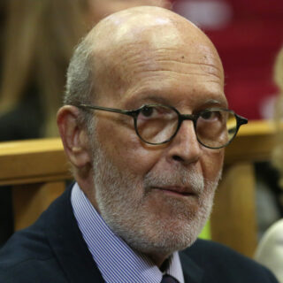 Επιτροπή Θεσμών και Διαφάνειας: Ματαιώθηκε η συνεδρίαση μετά την άρνηση Τζαβέλλα να προσέλθει