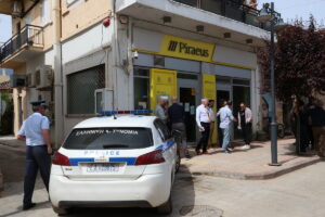 Ποινική δίωξη στους οκτώ συλληφθέντες για τη ληστεία στην Κάτω Τιθορέα