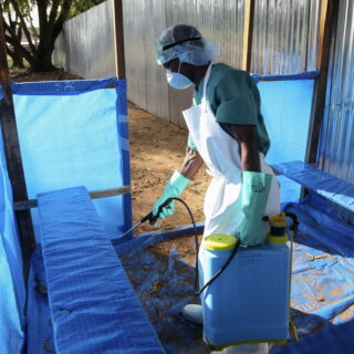 Έμπολα: Η Africa CDC κηρύσσει κατάσταση έκτακτης ανάγκης σε επίπεδο αφρικανικής ηπείρου