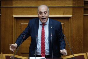 Βουλή: Την άρση ασυλίας του Κυρ. Βελόπουλου εισηγείται η επιτροπή Δεοντολογίας