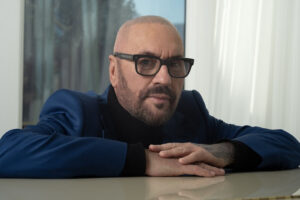 Ο Desmond Child παρουσιάζει στην Αθήνα την αυτοβιογραφία του